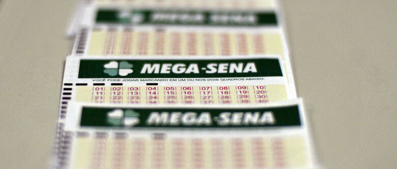 Mega-Sena acumula de novo e pode pagar R$ 38 milhões