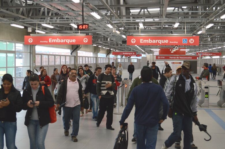 Ação é uma iniciativa da Vigilância em Saúde de Ferraz de Vasconcelos e conta com o apoio da CPTM, que abre espaços em suas estações para a realização de atividades ligadas a promoção da saúde e bem-estar dos usuários