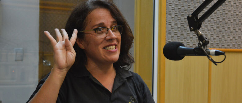 Jornalista e Pet Sitter Márcia Dias participa do programa 'DS Entrevista'