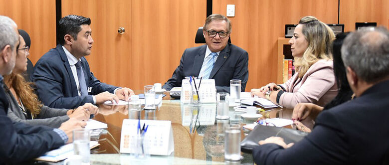 Prefeito se reuniu com ministro em Brasília