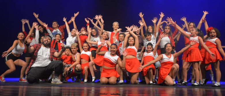 Teatro Municipal de Poá recebe encontro das escolas de dança