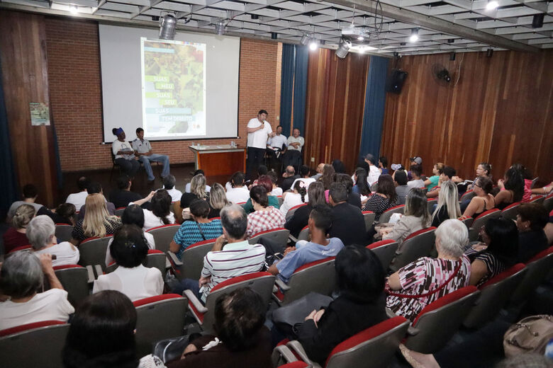 Evento reúne usuários da Assistência Social para debate sobre direitos em Suzano