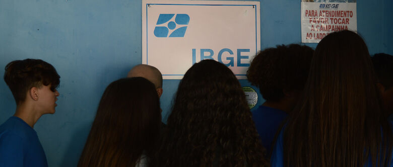 Alunos da Escola Estadual Professora Luiza Hidaka visitaram as dependências do IBGE Suzano nesta sexta-feira (7)