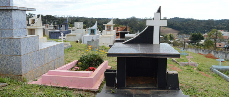 Prefeitura de Suzano fará 84 exumações no Cemitério do Raffo