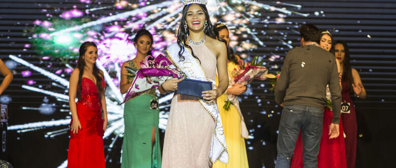 Em 2018, a estudante Gabriela Souza, 16 anos, foi a grande vencedora do Concurso “Garota  EXPOÁ”.