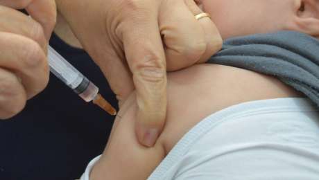 A cidade recebeu duas mil doses na semana passada para reposição do estoque vacinal. Outras 2,5 mil doses deverão chegar ao município nesta quinta-feira, 22.