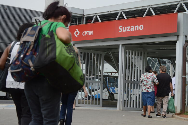 Na segunda-feira, dia 23, a Estação Suzano recebe a atividade dos óculos simuladores de embriaguez, das 10 às 16 horas