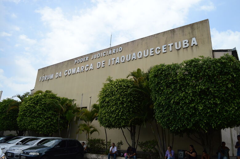 Uma impugnação foi elaborada e encaminhada ao Fórum de Itaquaquecetuba e ao Ministério Público (MP)