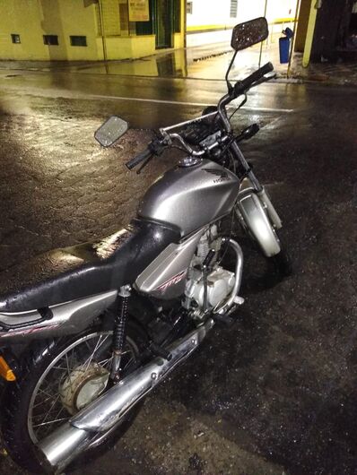 Moto furtada foi recuperado pela Polícia Militar