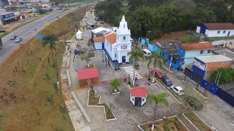 Do Parque Municipal Max Feffer à Praça da Igreja Baruel, confira os sete principais pontos para se visitar com a criançada