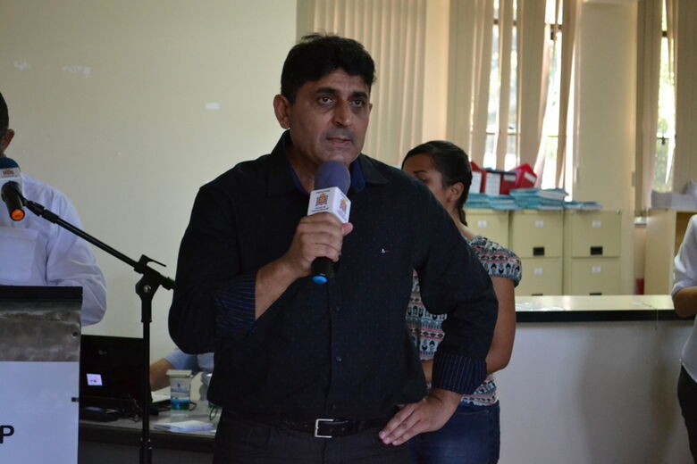 Dentista Ricardo Zapata comunicou contágio dos pais por coronavírus