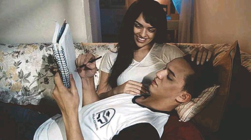 'A Começar Em Mim' conta a história de Samuel Melquíades, um menino de apenas 16 anos que perdeu a vida ao tentar proteger outros alunos durante atentado na Escola Estadual Raul Brasil