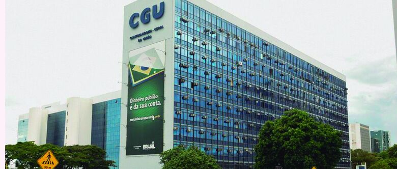 CGU fez a apuração e constatou 646 servidores que receberam auxílio