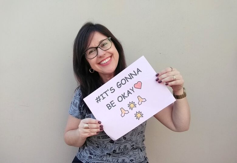 Suéller Costa, que leciona Língua Inglesa, ficou em 1º lugar na categoria Ensino Fundamental I com projeto