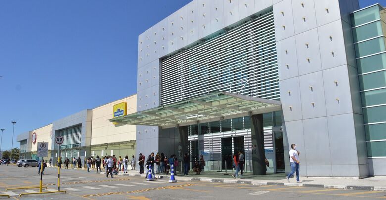 Suzano Shopping completa 20 anos de atividades