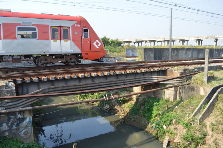 Construção de ponte será necessária para ampliar linha