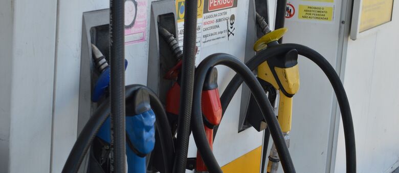 Preço da gasolina em Suzano pode variar até R$ 0,42