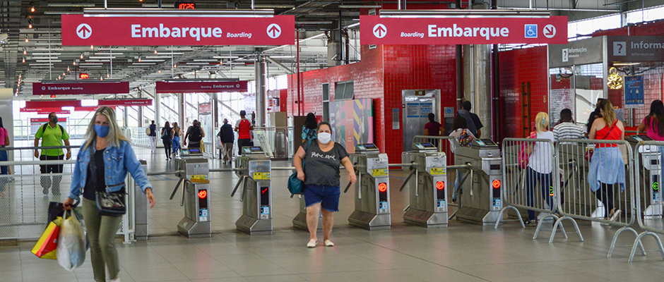 Trens da Linha 11-Coral circulam de forma intercalada entre Brás e