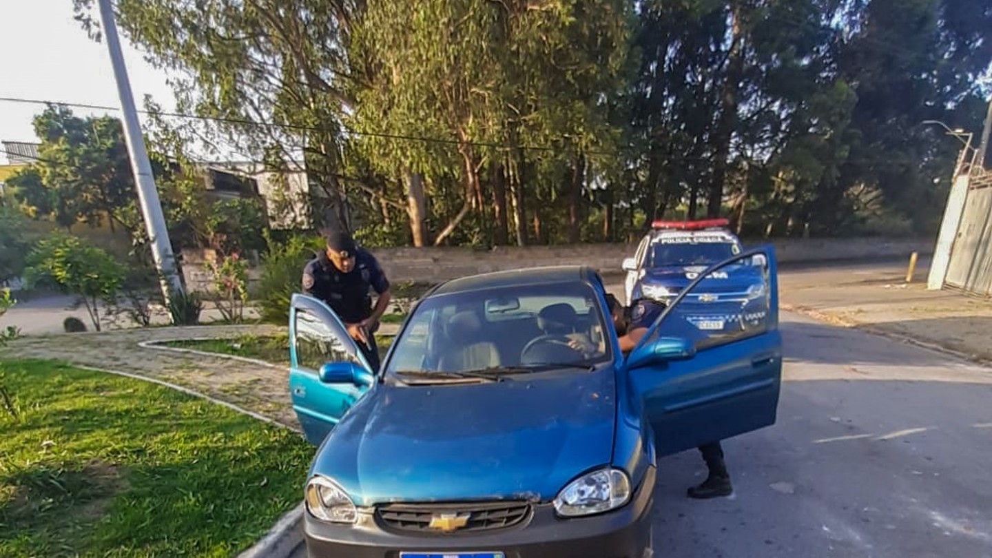 GCM de Poá recupera veículo furtado e realiza apreensão de drogas no final de semana
