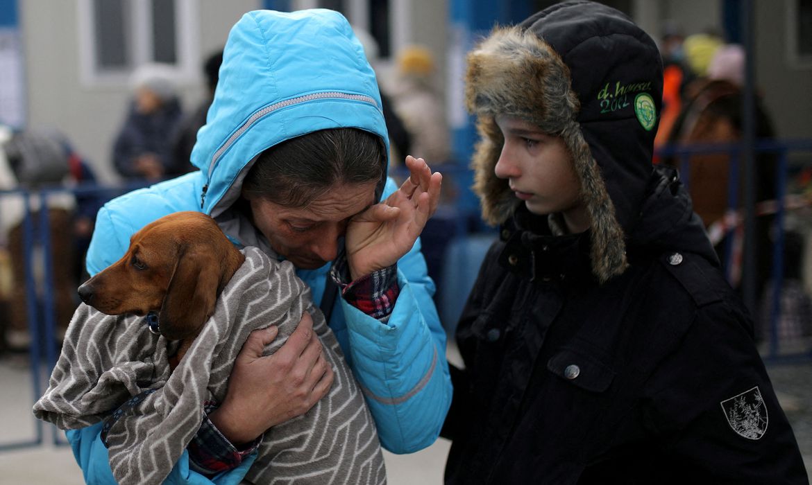 Quase 3 milhões de pessoas já deixaram a Ucrânia fugindo do conflito