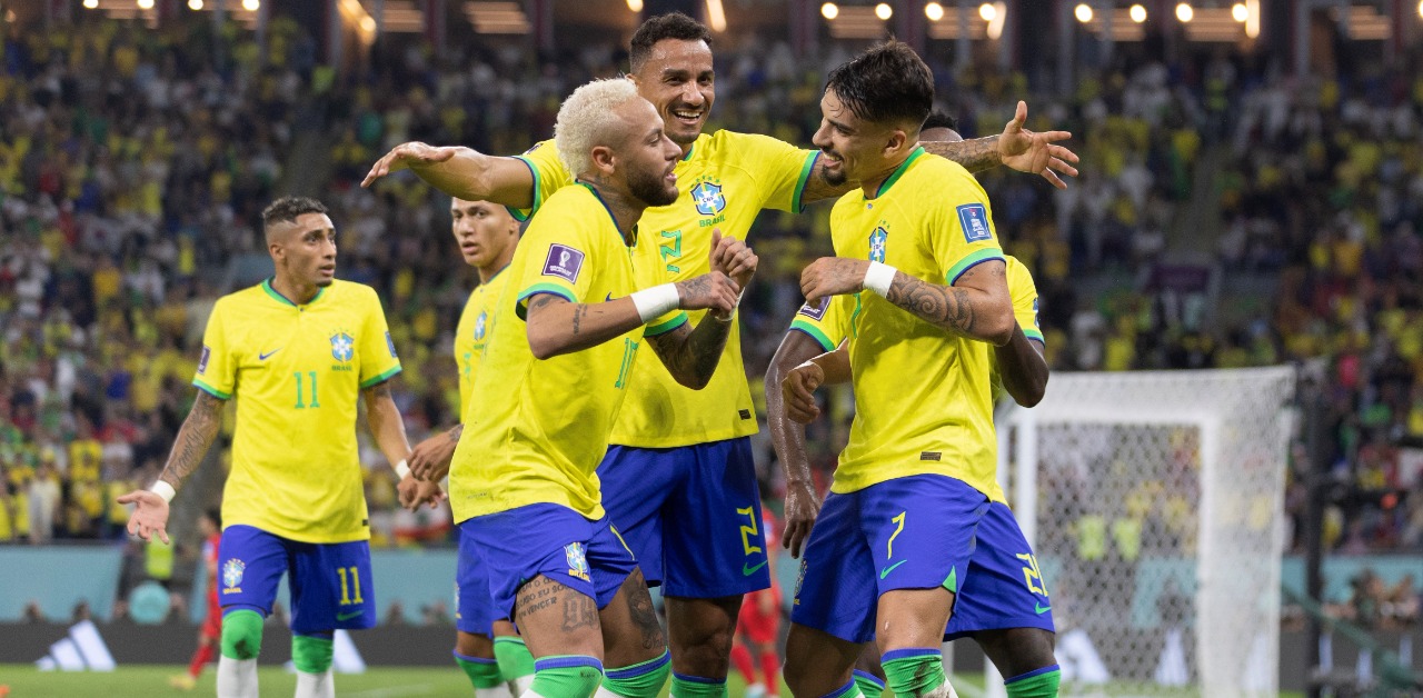 Brasil goleia a Coréia do Sul e está nas quartas de final da Copa