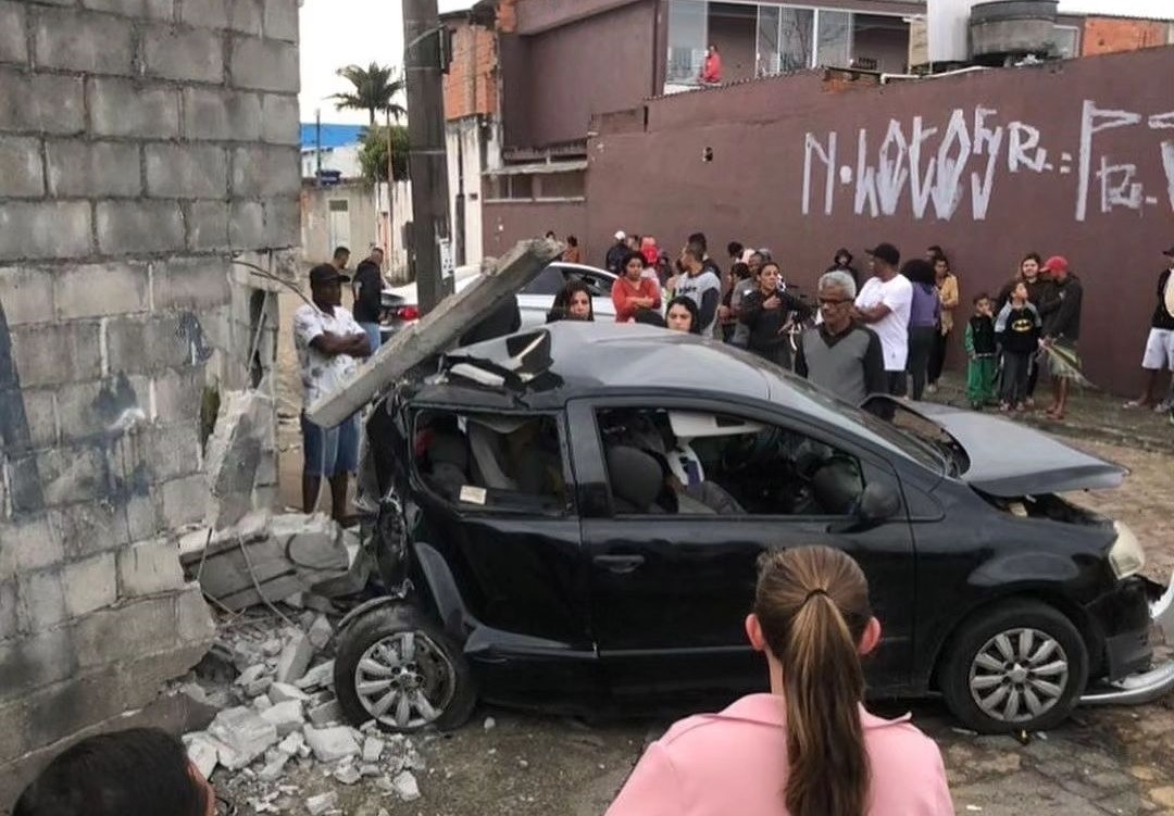 Acidente deixa vítima fatal em Mogi das Cruzes