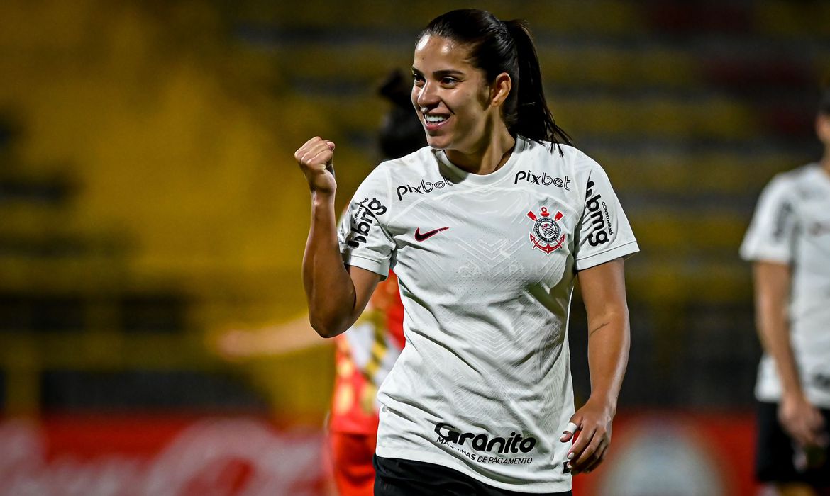 Corinthians goleia o Nacional e garante classificação no Campeonato  Paulista Feminino