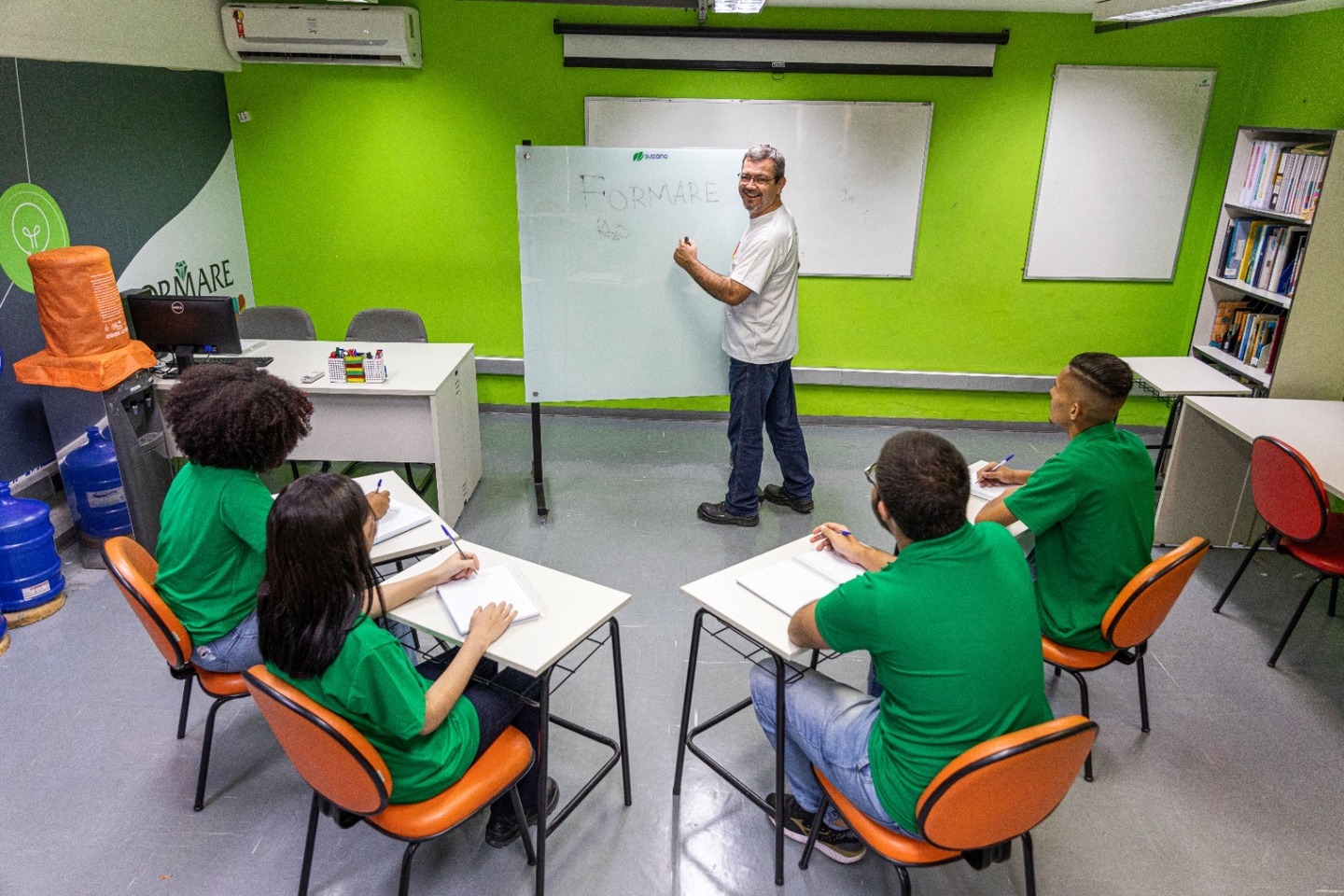 Fundo Social De Solidariedade De Juquitiba Leva Cerca De 3.000 Crianças  Para Um Passeio No Viva Parque » Grupo Folha 12 - Suzano TV